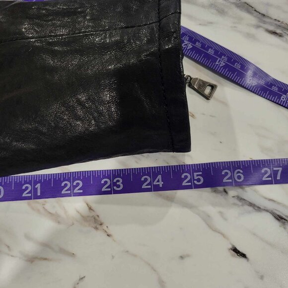 Ladies Leather Jacket - Picture 10 of 14